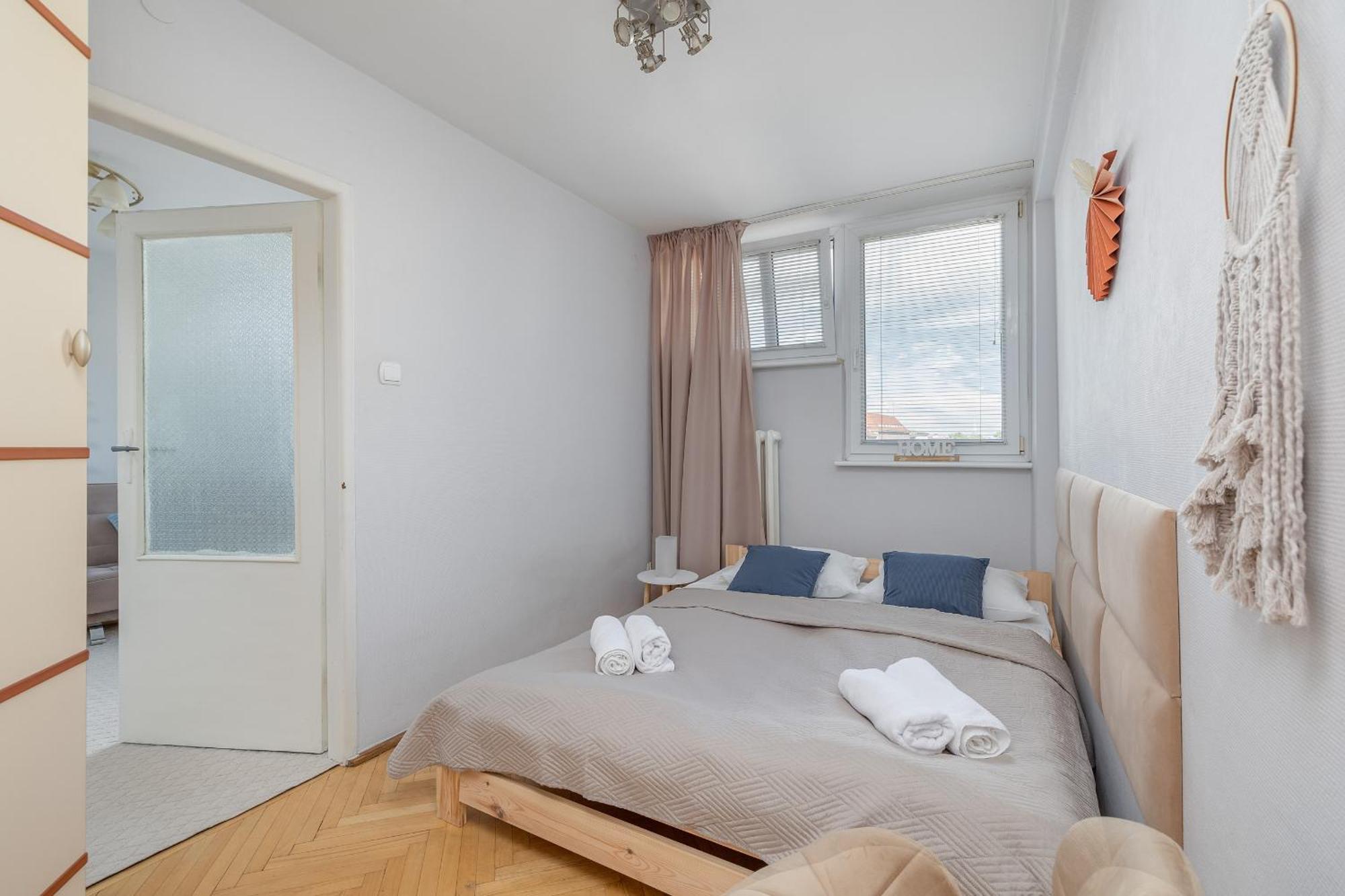 Wyjatkowy Apartament Dla Czterech Gosci W Centrum Szczecina By Rent Like Apartament *